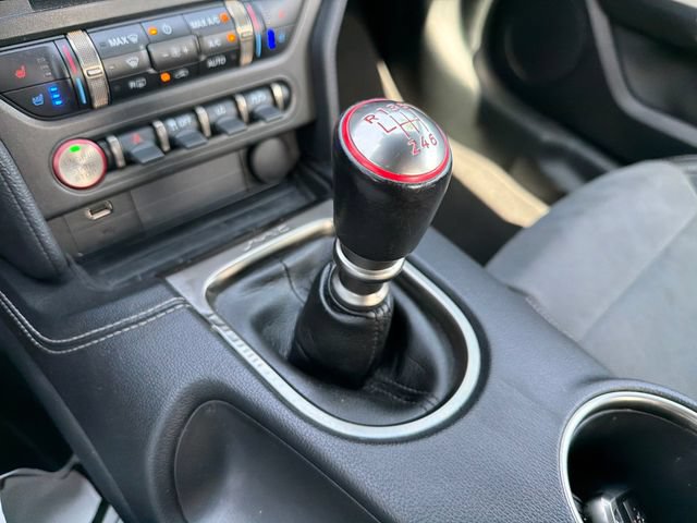 Used 2020 Ford Mustang Shelby GT350 w/ Technology Package RWD image 17