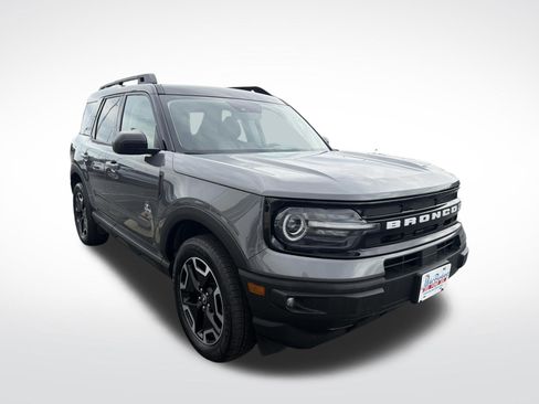 Certified 2023 Ford Bronco Sport Outer Banks w/ Tech Package AWD/4WD image 4