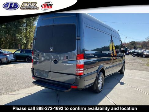 Used 2016 Mercedes-Benz Sprinter 2500 image 7