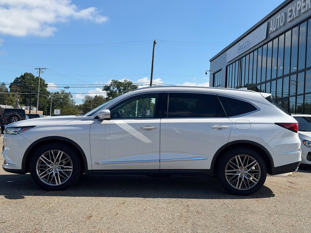 Used 2023 Acura MDX w/ Advance Package AWD/4WD image 2