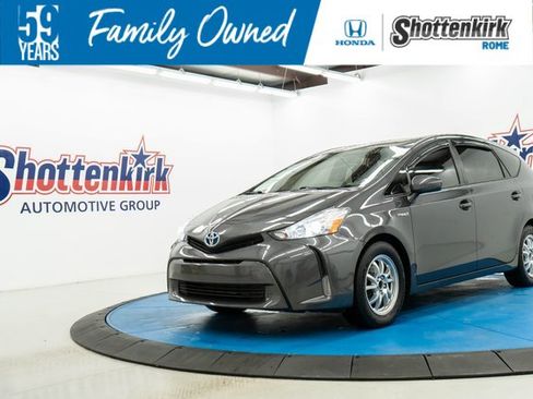 Used 2016 Toyota Prius V Four image 1