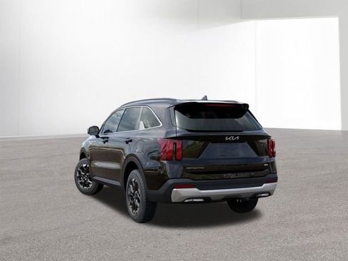 New 2026 Kia Sorento S image 4