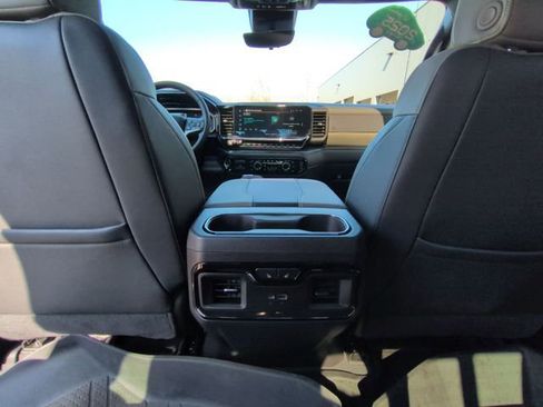 Used 2025 Chevrolet Silverado 1500 ZR2 w/ Technology Package image 22