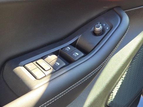 New 2025 Jeep Grand Cherokee Altitude image 23