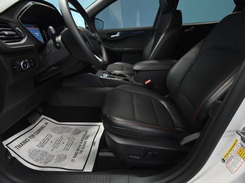 Used 2025 Ford Escape ST-Line Select w/ Tech Pack #1 AWD/4WD image 6