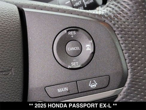 Used 2025 Honda Passport EX-L image 10