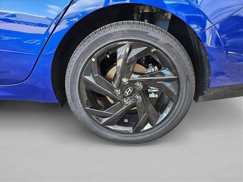 Certified 2026 Hyundai Elantra SEL FWD image 10