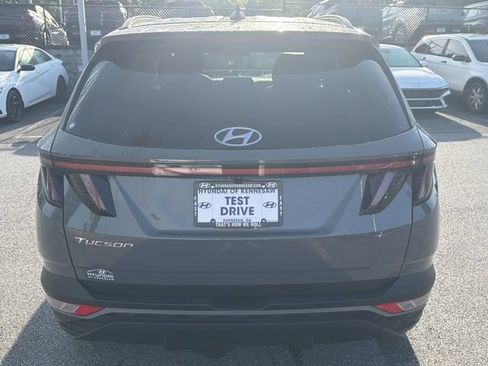 Certified 2024 Hyundai Tucson SEL w/ Convenience Package FWD image 7