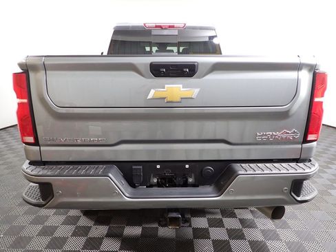 Used 2024 Chevrolet Silverado 3500 High Country w/ High Country Premium Package AWD/4WD image 16