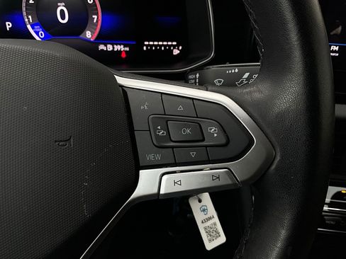 Used 2025 Volkswagen Jetta Sport image 32