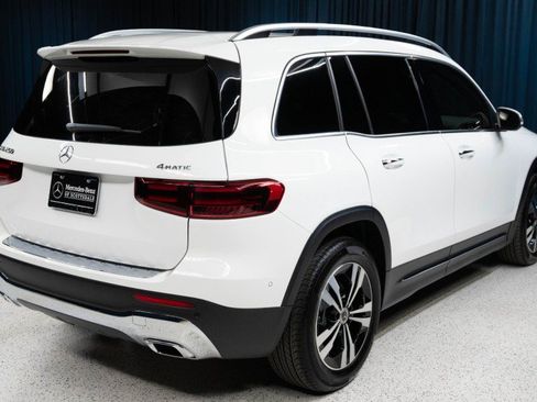 Certified 2026 Mercedes-Benz GLB 250 4MATIC image 5