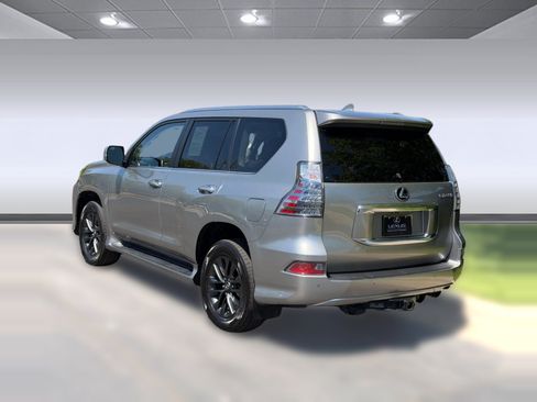 Used 2023 Lexus GX 460 Premium w/ Premium Package AWD/4WD image 3