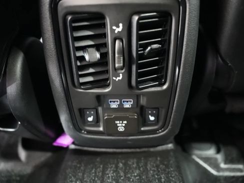 Used 2023 Dodge Durango R/T AWD/4WD image 14