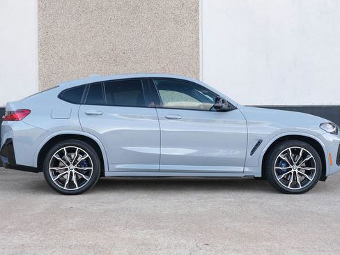 Used 2022 BMW X4 M40i image 11