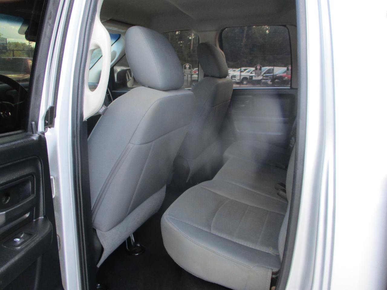 Used 2014 RAM 1500 Express AWD/4WD image 14