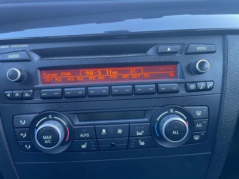 Used 2013 BMW 128i Coupe image 7