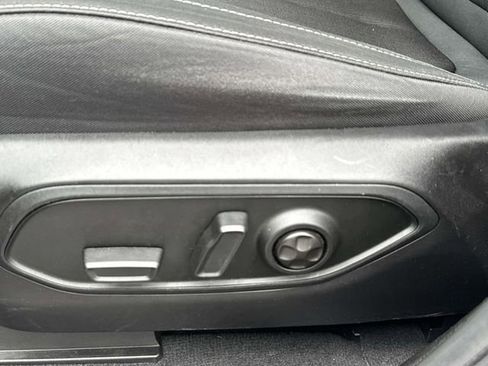 Used 2023 Jeep Grand Cherokee L Laredo RWD image 20