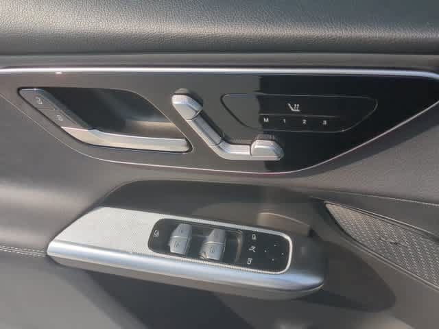 Certified 2025 Mercedes-Benz GLC 300 image 17