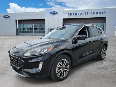 Used 2022 Ford Escape SEL image 2