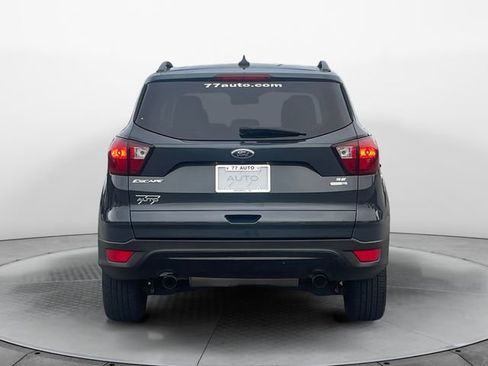 Used 2019 Ford Escape SE image 4