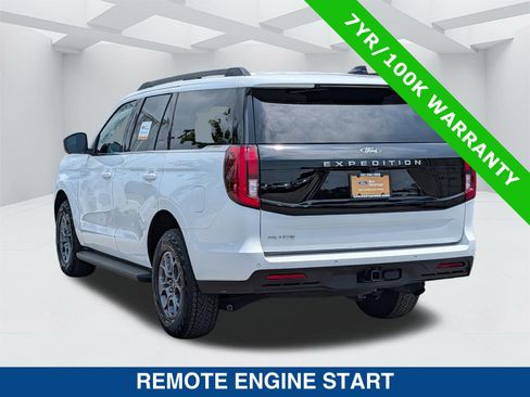 Certified 2025 Ford Expedition Active RWD image 7
