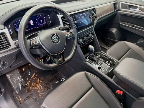 Used 2019 Volkswagen Atlas SEL R-Line image 7