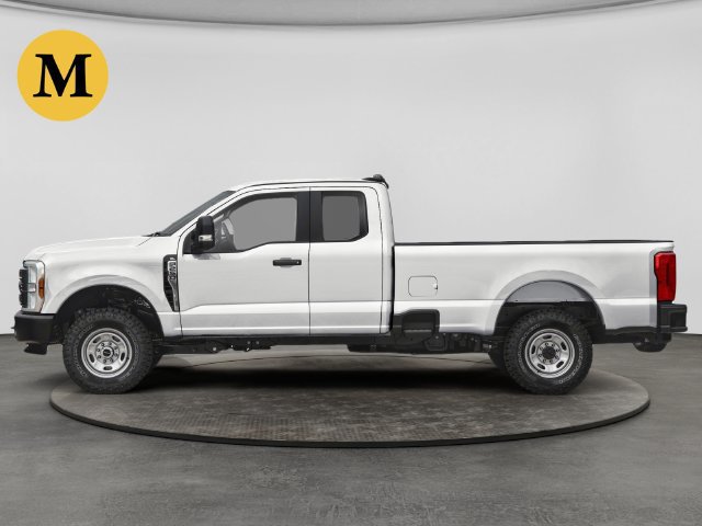 Certified 2023 Ford F250 XL w/ Snow Plow/Camper Package AWD/4WD image 4