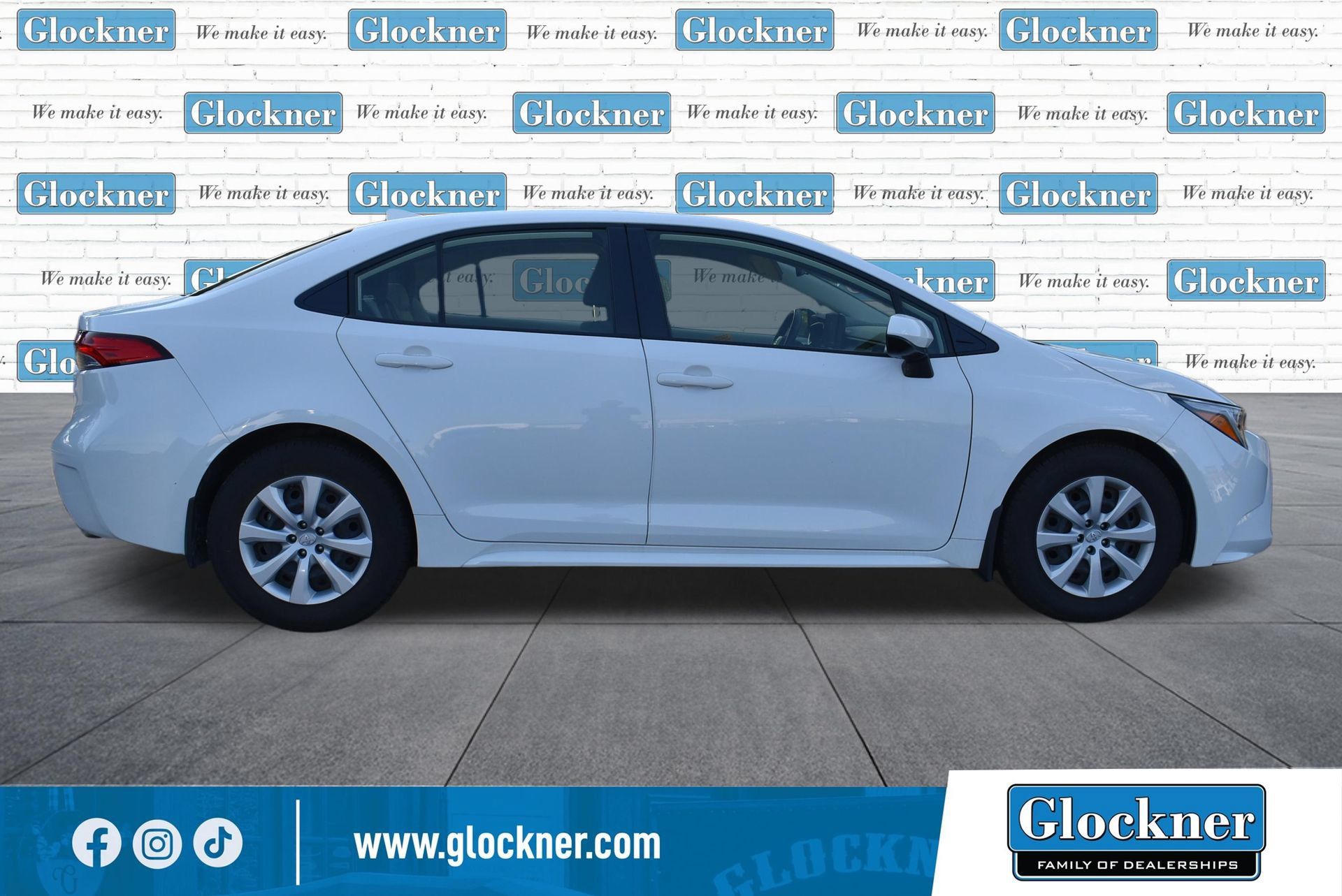 Used 2023 Toyota Corolla LE FWD image 4