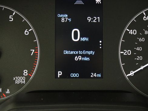 Used 2025 Toyota Corolla LE FWD image 36