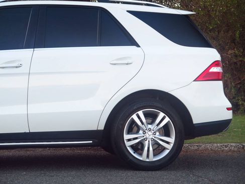 Used 2012 Mercedes-Benz ML 350 4MATIC image 29