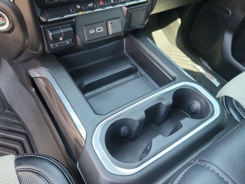 Used 2021 Chevrolet Silverado 1500 RST AWD/4WD image 24