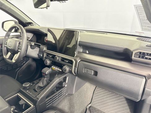 Certified 2026 Toyota 4Runner TRD Off-Road Premium image 41