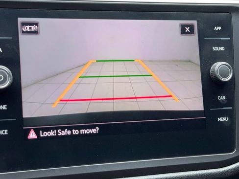Used 2022 Volkswagen Tiguan SE R-Line FWD image 59