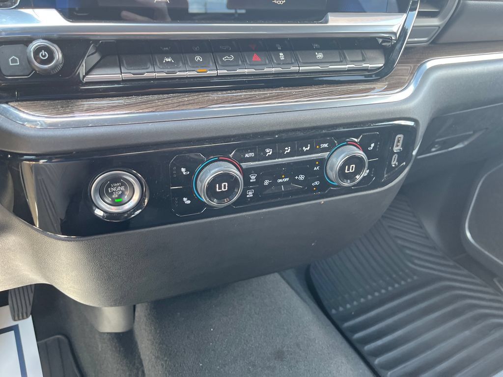 Used 2024 Chevrolet Silverado 1500 LT AWD/4WD image 21