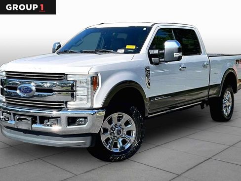 Used 2017 Ford F250 King Ranch w/ King Ranch Ultimate Package AWD/4WD image 1