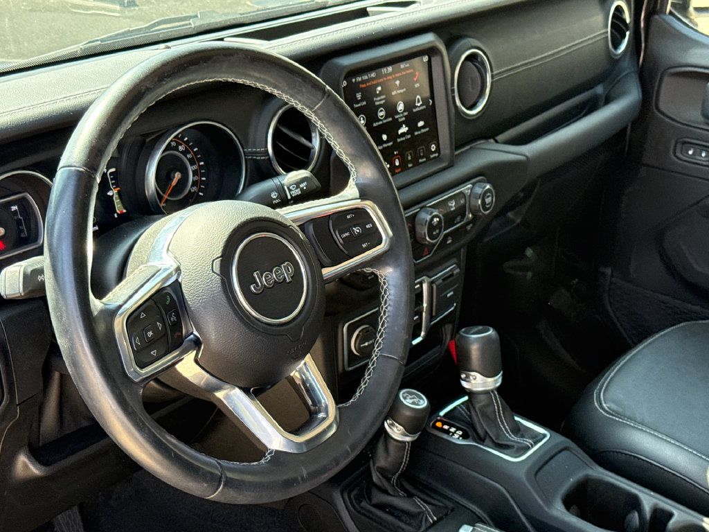 Used 2020 Jeep Gladiator Overland w/ Popular Equipment Package AWD/4WD image 17