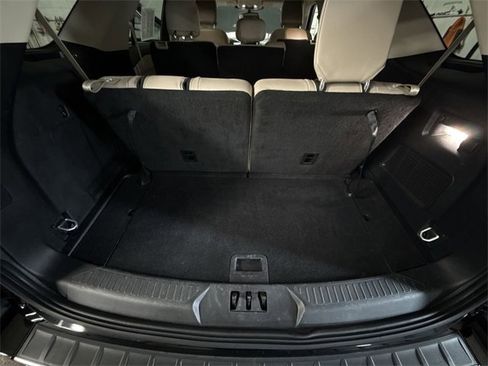 Used 2023 Ford Explorer Limited image 58