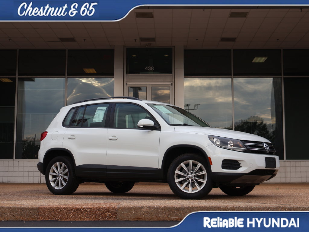 Used 2018 Volkswagen Tiguan Limited AWD/4WD image 2