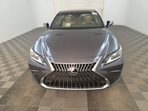 Used 2025 Lexus ES 350 w/ Premium Package image 3