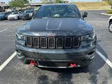 Used 2017 Jeep Grand Cherokee Trailhawk image 2
