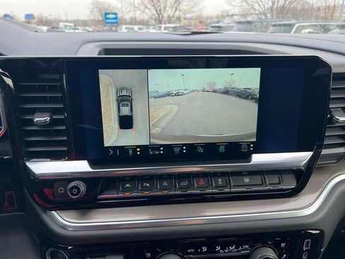 Used 2022 Chevrolet Silverado 1500 High Country w/ High Country Premium Package image 36