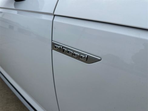 Used 2018 Audi A4 2.0T allroad Premium AWD/4WD image 30