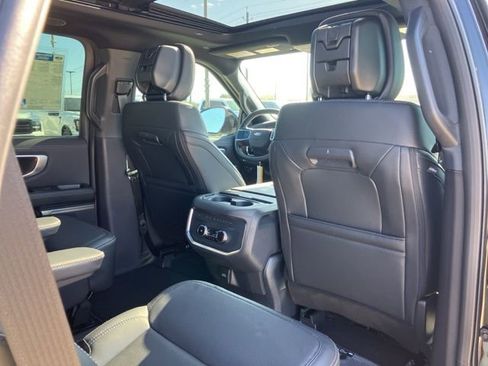 New 2026 Ford Expedition Platinum w/ Stealth Appearance Package image 19