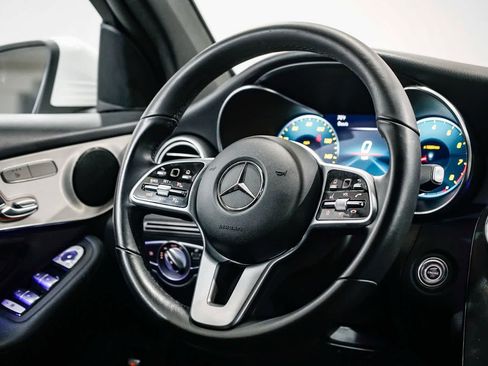 Used 2022 Mercedes-Benz GLC 300 image 14