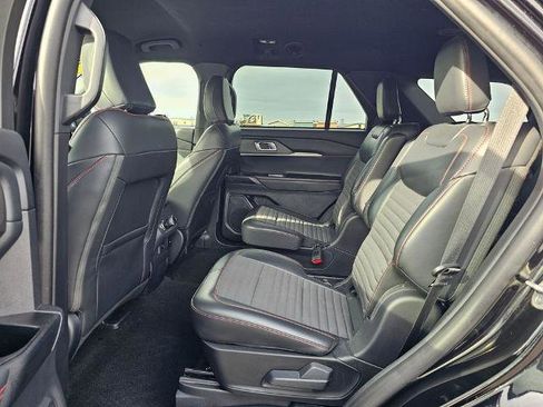 Certified 2025 Ford Explorer ST-Line image 13