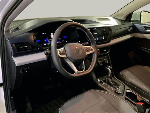 Used 2022 Volkswagen Taos SE AWD/4WD image 16