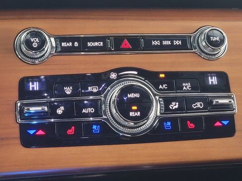 Used 2020 Lincoln Aviator Reserve w/ Elements Package Plus image 30