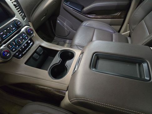 Used 2017 Chevrolet Tahoe LS AWD/4WD image 24