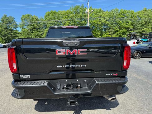 Used 2022 GMC Sierra 2500 AT4 AWD/4WD image 11