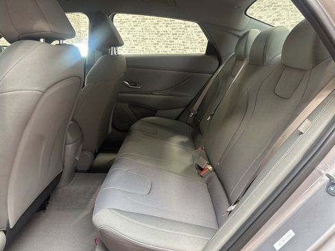 New 2026 Hyundai Elantra SE image 14